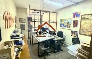 Imagem: O depósito possui 1 Vaga na garagem e 60m² de Área e está