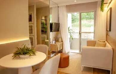 Imagem: O apartamento possui 2 Dormitórios, 1 Banheiro, 1 Vaga na garagem