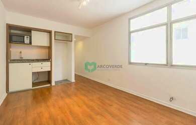 Imagem: O apartamento possui 1 Dormitório, 1 Banheiro, 35m² de Área