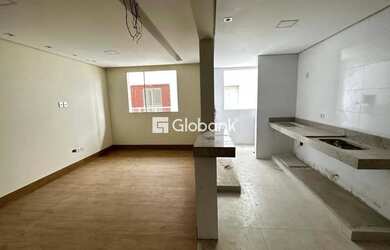 Imagem 2: Apartamento em Montes Claros, no bairro Funcionários, à venda