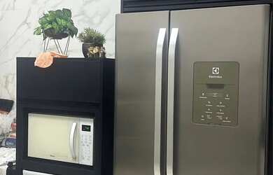 Imagem: A casa em condomínio possui 3 Dormitórios, 5 Banheiros, 2