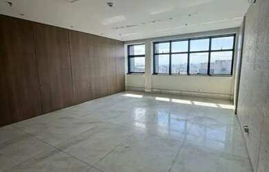 Imagem: O depósito possui 360m² de Área e está localizado em Santo