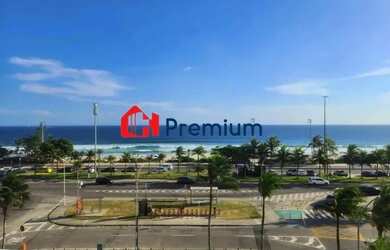 Imagem: O apartamento possui 4 Dormitórios, 5 Banheiros, 3 Vagas na