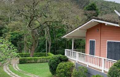 Imagem: A casa em condomínio possui 4 Dormitórios, 5 Banheiros, 4