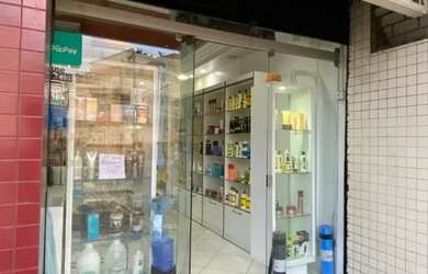 Imagem: O depósito possui 5 Vagas na garagem, 32m² de Área e está