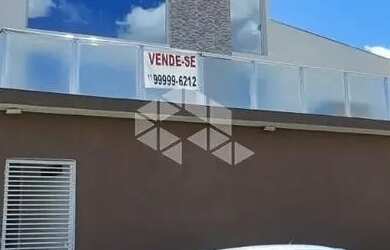 Imagem: A casa em condomínio possui 3 Dormitórios, 4 Banheiros, 5