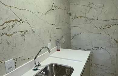 Imagem 7: CASA DE ESQUINA, COM 02 SUITES, E 01 SALA COMERCIAL EM ITAPEMA!!!