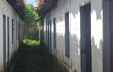 Imagem: A casa possui 5 Dormitórios, 5 Banheiros e está localizado