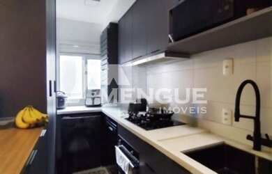 Imagem 5: Apartamento com 3 dormitórios e 1 vaga no bairro Passo Da Areia em Porto Alegre com 68m