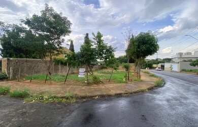 Imagem 2: Terreno à venda no bairro Parque Santa Cecilia, Piracicaba