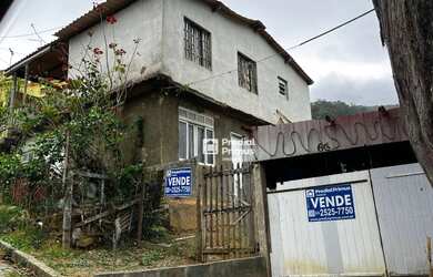 Imagem: A casa possui 5 Dormitórios, 4 Banheiros, 261m² de Área