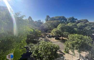 Imagem: O apartamento possui 2 Dormitórios, 2 Banheiros, 68m² de Área