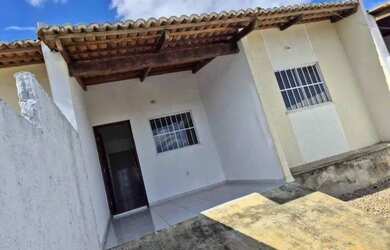 Imagem: A casa possui 3 Dormitórios e está localizado em Samambaia