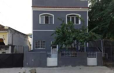 Imagem: A casa possui 2 Dormitórios, 1 Banheiro, 80m² de Área e