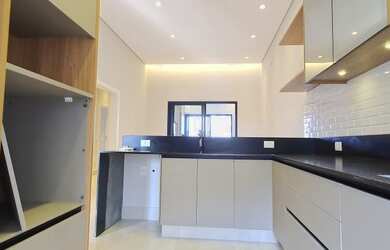 Imagem 3: Casa de condomínio térrea para venda possui 156 metros quadrados com...