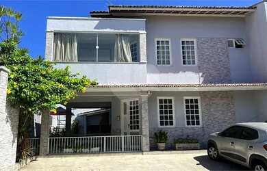 Imagem: A casa em condomínio possui 4 Dormitórios, 4 Banheiros, 4