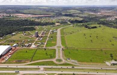 Imagem: A casa em condomínio possui 2 Dormitórios, 1 Banheiro, 300m²