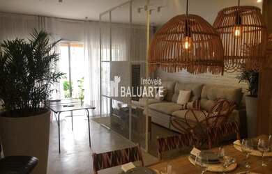 Imagem: A casa possui 4 Dormitórios, 3 Banheiros, 2 Vagas na garagem