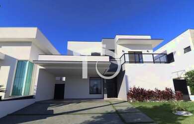 Imagem: A casa em condomínio possui 3 Dormitórios, 4 Banheiros, 4