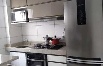 Imagem: O apartamento possui 2 Dormitórios, 1 Banheiro, 1 Vaga na garagem