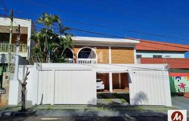 Imagem: O depósito possui 5 Vagas na garagem, 574m² de Área e está