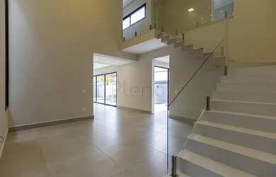 Imagem 2: Venda Casa com 272,00 metroQuadrado, 4 dormitório s , 2 vaga s . Swiss...