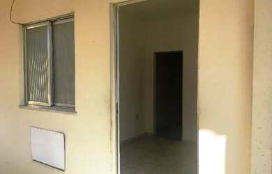 Imagem: A kitnet possui 1 Dormitório, 1 Banheiro e está localizado