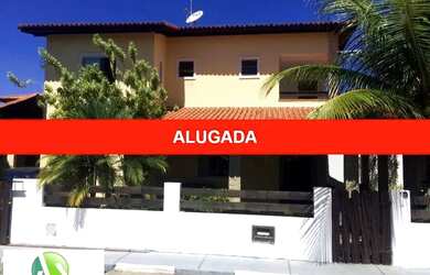 Imagem: A casa em condomínio para alugar possui 4 Dormitórios, 5 Banheiros