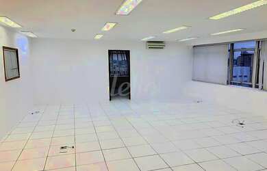 Imagem: O depósito possui 130m² de Área e está localizado em Jardim