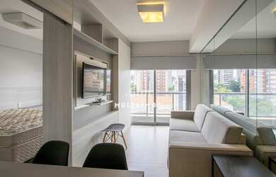 Imagem: O apartamento possui 1 Dormitório, 1 Banheiro, 1 Vaga na garagem