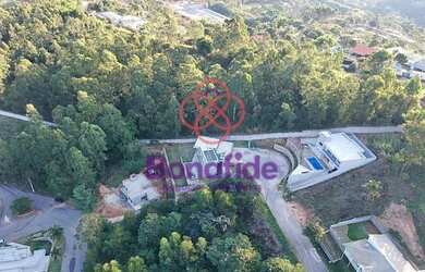 Imagem: O terreno possui 600m² de Área e está localizado em Moinho