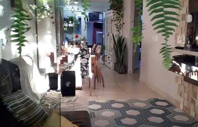 Imagem: Vendo ou troco casa por um sítio