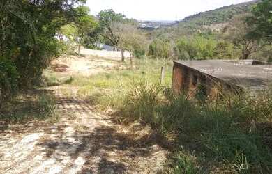 Imagem: A chácara possui 5400m² de Área e está localizado em Centro