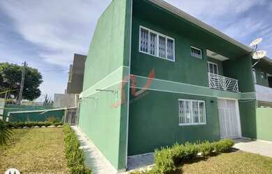 Imagem: A casa possui 3 Dormitórios, 2 Banheiros, 3 Vagas na garagem