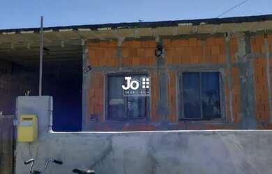 Imagem: A casa possui 2 Dormitórios, 1 Banheiro, 1 Vaga na garagem