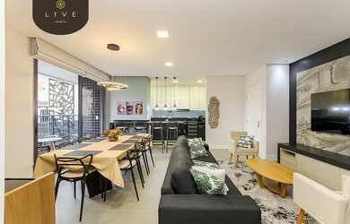 Imagem: O apartamento possui 3 Dormitórios, 4 Banheiros, 2 Vagas na