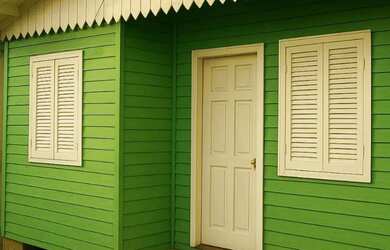 Imagem: A casa possui 2 Dormitórios, 1 Banheiro, 1 Vaga na garagem