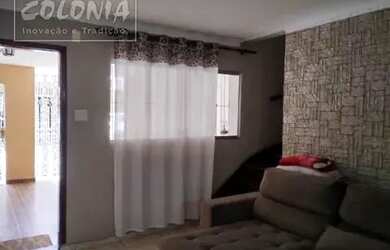 Imagem: A casa possui 2 Dormitórios, 2 Banheiros, 1 Vaga na garagem