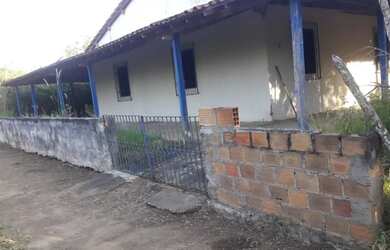 Imagem 8: Casa Grande com terreno e árvores frutíferas