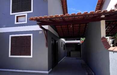 Imagem: A casa em condomínio possui 3 Dormitórios, 2 Banheiros e 2