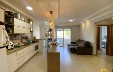 Imagem: O apartamento possui 2 Dormitórios, 2 Banheiros, 1 Vaga na