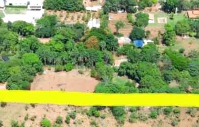 Imagem: O terreno possui 10.500m² de Área e está localizado em Sítios