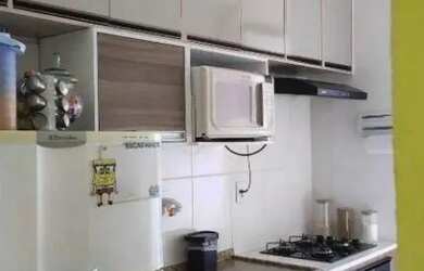 Imagem: O apartamento possui 2 Dormitórios, 1 Banheiro, 1 Vaga na garagem