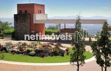 Imagem: O terreno possui 2.086m² de Área e está localizado em Quintas