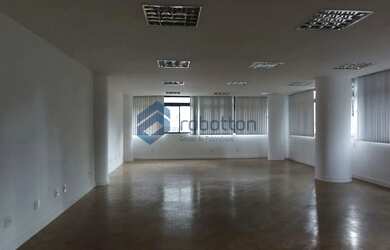 Imagem: Sala/Conjunto comercial para aluguel, 116 m², em frente ao