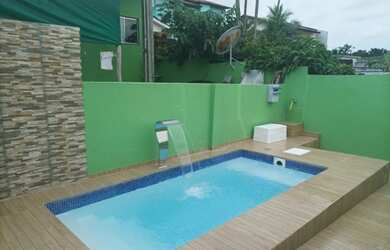 Imagem: O apartamento possui 1 Dormitório, Acomodam 5 pessoas, 2 Vagas