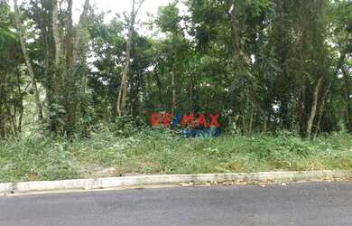 Imagem: O terreno possui 1.496m² de Área e está localizado em Parque