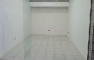 Imagem: O depósito possui 20m² de Área e está localizado em Barro