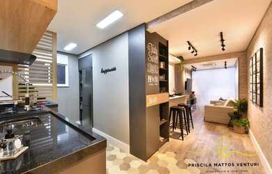 Imagem: O apartamento possui 2 Dormitórios, 1 Banheiro, 1 Vaga na garagem