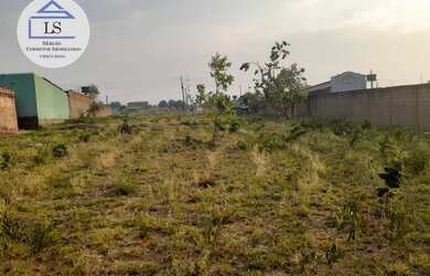 Imagem: O terreno possui 360m² de Área e está localizado em Santa